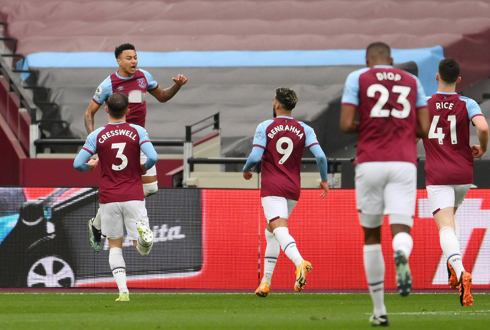 而中足联声 而中足联声