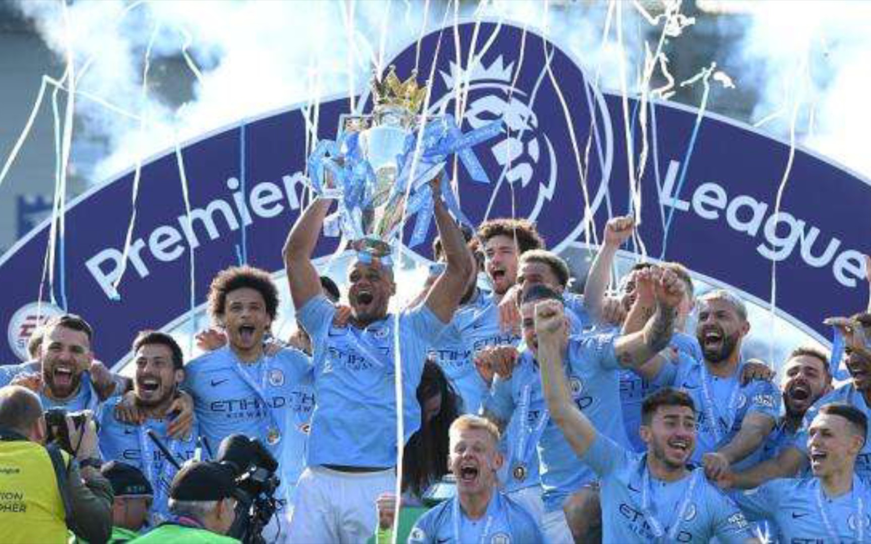 少人感到意 少人感到意